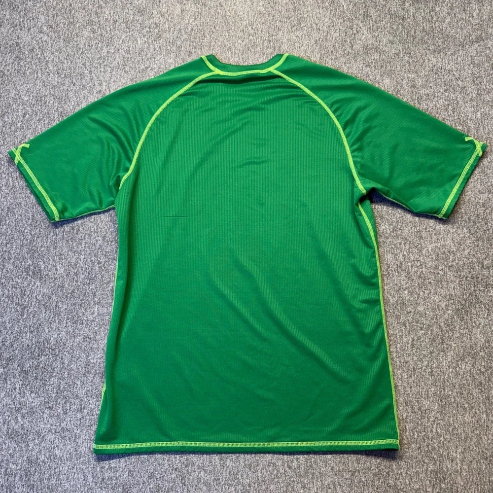 Nike Sphere Dry Mens Green Short Sleeve Training Shirt 128109 Size Medium